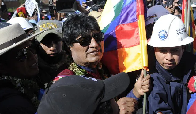 Morales, cuyo caso involucra una relación con una menor de edad en 2015, se encuentra refugiado desde septiembre de 2024 en Lauca Eñe, bajo protección de 2.000 cocaleros e indígenas. Foto: AFP   