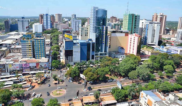  Ciudad del Este, una de las ciudades empresariales más importantes de Paraguay. Foto: The Asuncion Times.    