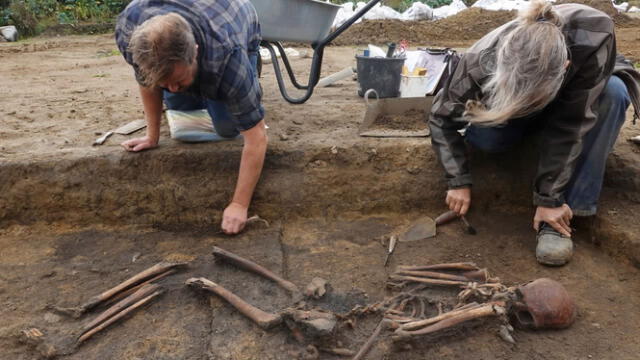  El hallazgo de un cementerio vikingo de más de mil años en Dinamarca sorprende a los expertos. Foto: CNN en Español<br>   