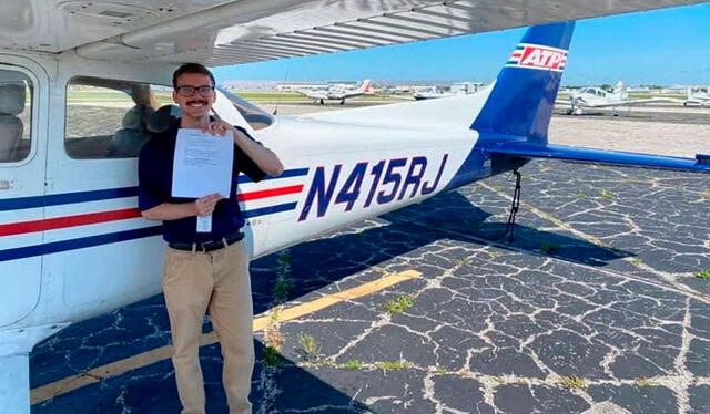  Samuel Walter Lilley era el primer oficial del vuelo que se estrelló en DC. Foto: Facebook/Tim Lilley   