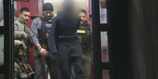  La Casa Blanca usó el arresto de un sospechoso del Tren de Aragua en Nueva York para reforzar la ofensiva migratoria de Trump. Foto: Ecuavisa   