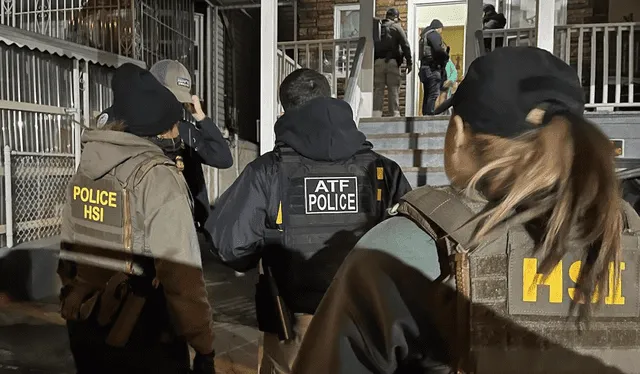 Los costos elevados convierten la lucha contra la deportación en un privilegio accesible solo para quienes pueden pagarlo. Foto: Difusión Los costos elevados convierten la lucha contra la deportación en un privilegio accesible solo para quienes pueden pagarlo. Foto: Difusión