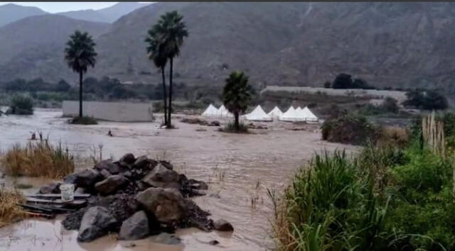  El caudal del río Mala esta mañana sigue creciendo y amenazando desbordarse en las chacras.   