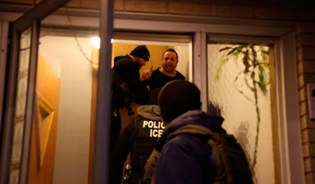 Autoridades y organizaciones en EE. UU. advierten sobre personas inescrupulosas que se hacen pasar por oficiales del ICE. Foto: La Nación Autoridades y organizaciones en EE. UU. advierten sobre personas inescrupulosas que se hacen pasar por oficiales del ICE. Foto: La Nación