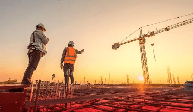  La carrera de Ingeniería Civil ha ganado protagonismo en el mercado laboral debido al auge de la construcción y el desarrollo de infraestructura en el país. Foto: Universidad Privada San Juan Bautista.   