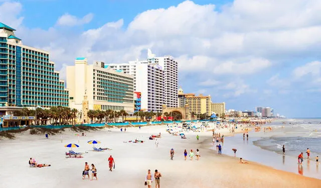 Daytona Beach es también famosa por albergar las carreras de NASCAR, como la icónica Daytona 500. Foto: National Geographic. Daytona Beach es también famosa por albergar las carreras de NASCAR, como la icónica Daytona 500. Foto: National Geographic.