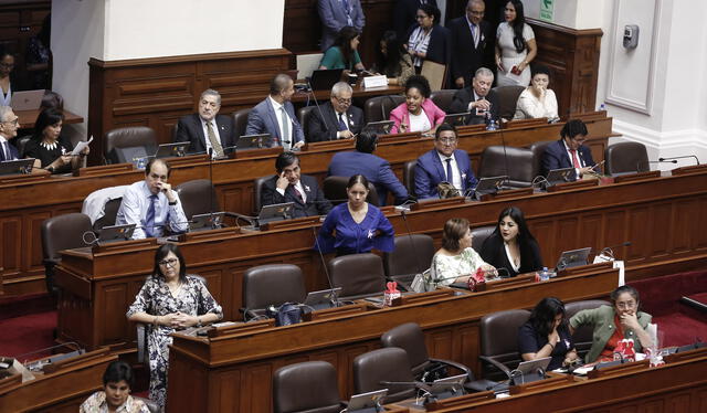  Fuerza Popular votó en bloque en contra de la moción de censura. Foto: Marco Cotrina / LR   