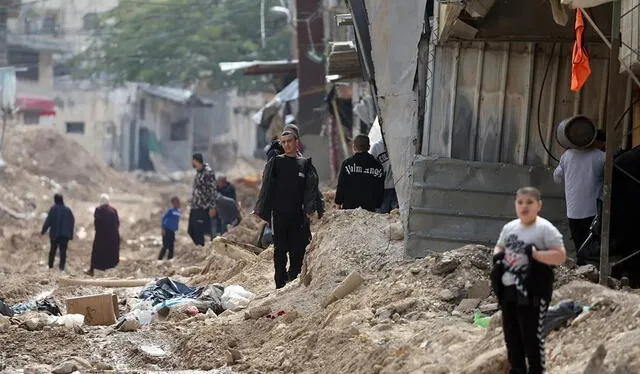 Las personas que viven en Gaza enfrentan niveles alarmantes de inseguridad alimentaria. Foto: Alaa Badarneh / EFE Las personas que viven en Gaza enfrentan niveles alarmantes de inseguridad alimentaria. Foto: Alaa Badarneh / EFE