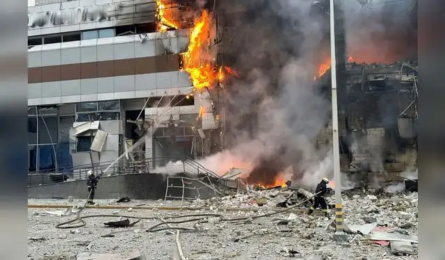  En los últimos tres días, Rusia atacó con más de 200 drones a Ucrania. Foto: CNN.   