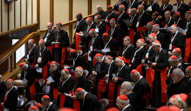 Los cardenales se encuentran ante un dilema: deben elegir un candidato moderado. Foto: CNN Los cardenales se encuentran ante un dilema: deben elegir un candidato moderado. Foto: CNN