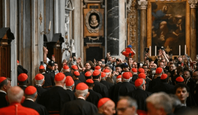 La implementación de inhibidores de la señal de teléfono en las inmediaciones de la Capilla Sixtina forma parte de un conjunto de medidas de seguridad. Foto: AFP   