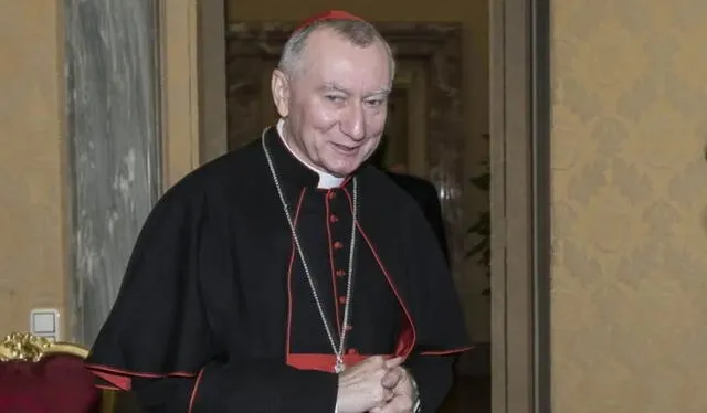  Se ordenó sacerdote en <strong>1980</strong> y tiene un doctorado en Derecho Canónico Foto: Las Américas   