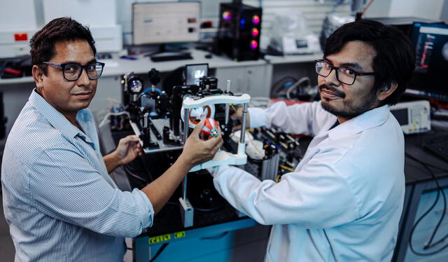 El desarrollo de un sistema de diagnóstico ocular basado en inteligencia artificial, enfocado en la detección temprana del glaucoma normotensivo, representa un avance crucial en la oftalmología. Foto: Andina El desarrollo de un sistema de diagnóstico ocular basado en inteligencia artificial, enfocado en la detección temprana del glaucoma normotensivo, representa un avance crucial en la oftalmología. Foto: Andina