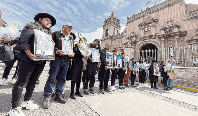 Más de dos años siguen esperando justicia familiares de las víctimas del uso excesivo de la fuerza durante las protestas sociales contra el congreso y Dina Boluarte. Archivo   