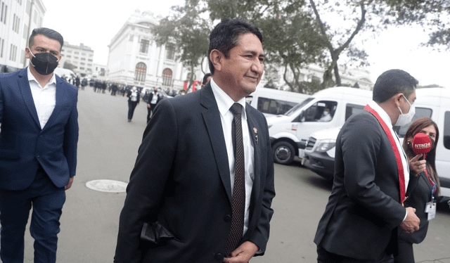 El Pronabi deberá devolver cuentas embargadas a Vladimir Cerrón El Pronabi deberá devolver cuentas embargadas a Vladimir Cerrón