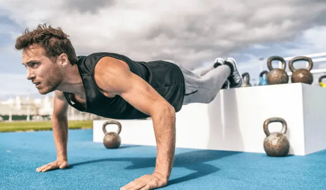 Ejercicios de flexiones Foto: Mejor con salud   
