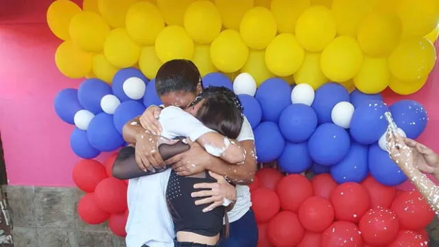 Jonferson Valera Yamarte abraza a su familia tras su regreso a Venezuela. | Miami Herald | Familia Yamarte. Jonferson Valera Yamarte abraza a su familia tras su regreso a Venezuela. | Miami Herald | Familia Yamarte.
