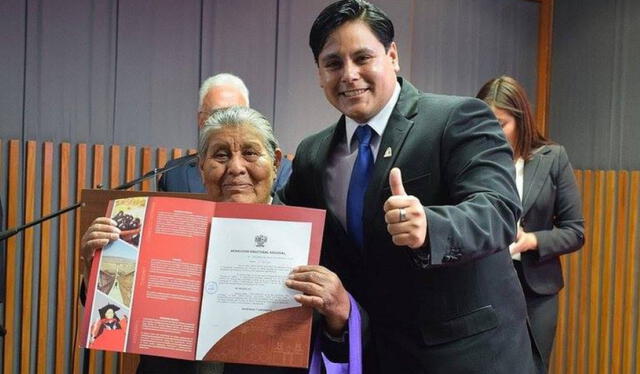 Reconocimiento oficial a la emprendedora peruana. Foto: difusión Reconocimiento oficial a la emprendedora peruana. Foto: difusión