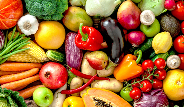 Incorporar alimentos ricos en luteína en la dieta diaria es una excelente manera de mejorar la salud ocular. Foto: FreePik Incorporar alimentos ricos en luteína en la dieta diaria es una excelente manera de mejorar la salud ocular. Foto: FreePik