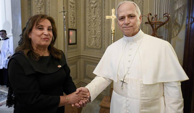 Dina Boluarte y el papa Francisco Foto: X Dina Boluarte y el papa Francisco Foto: X