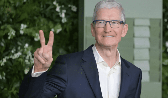 Cook le dice que 'no' a Musk. Foto: Cordon Press Cook le dice que 'no' a Musk. Foto: Cordon Press