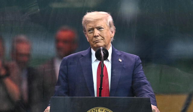  Donald Trump celebró su cumpleaños 79 con el desfile militar en Washington. Foto: AFP   