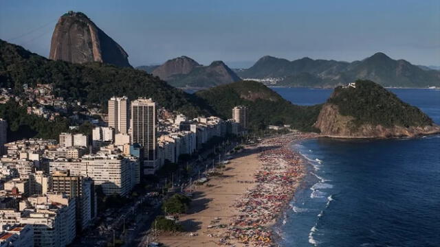  La emblemática ciudad carioca es conocida por sus hermosas playas y sus hermosos paisajes. Foto: EFE   