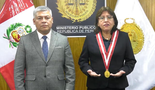 La fiscal de la Nación, Delia Espinoza y su abogado La fiscal de la Nación, Delia Espinoza y su abogado