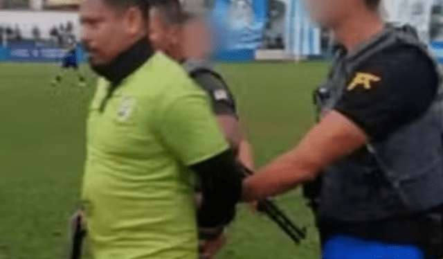  Ederson Carlos da Silva siendo arrestado. Foto: Youtube<br><br>    