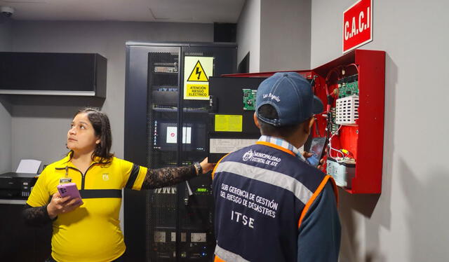  Observaciones en el sistema eléctrico fueron también motivo de clausura del SmartFit. Foto: Municipalidad de ATe   