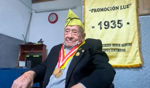 Con 108 años, don José aún recuerda sus años de escuela cuando salía a desfilar con sus compañeros del colegio San Juan de Trujillo. Foto: composición LR/ YouTube / Sol Tv Con 108 años, don José aún recuerda sus años de escuela cuando salía a desfilar con sus compañeros del colegio San Juan de Trujillo. Foto: composición LR/ YouTube / Sol Tv