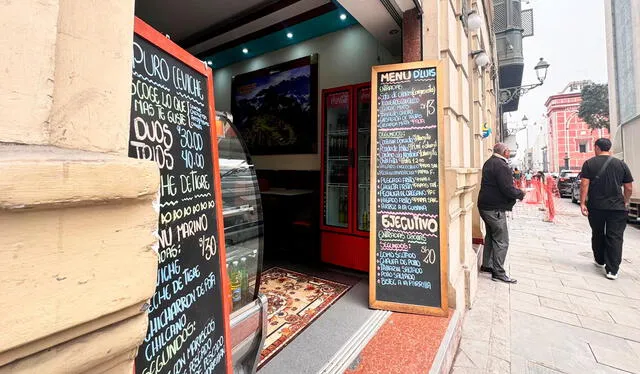  Luis Ayala afirma que su intención no es ofender, sino invitar a reflexionar entre cucharadas. Foto: Marcia Chahua / URPI-LR   