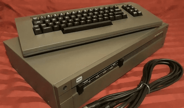  Hombre logró vender mas de 2,000 computadoras en internet. Foto: eBay<br><br>    