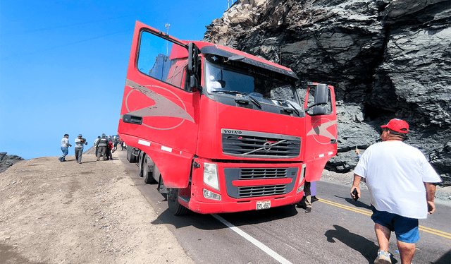 La víctima trasladaba una carga de cerámica desde la ciudad de Lima. Créditos: cortesía.<br><br> La víctima trasladaba una carga de cerámica desde la ciudad de Lima. Créditos: cortesía.<br><br>