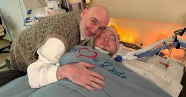  Al Waleed bin Khaled, conocido como el "Príncipe durmiente", era sobrino del magnate Al Waleed bin Tala. Foto:. X   