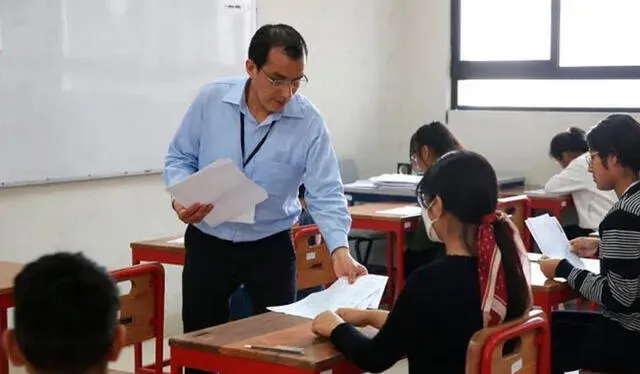 Docentes apuestan por meritocracia. 