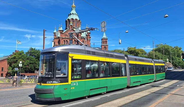 La presencia de los tranvías y de otros medios de transporte han ayudado al mejoramiento vial en Helsinki. Foto: Publimetro La presencia de los tranvías y de otros medios de transporte han ayudado al mejoramiento vial en Helsinki. Foto: Publimetro