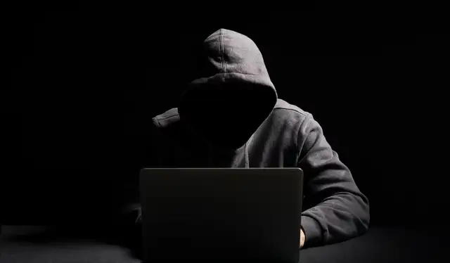  Aumenta la seguridad contra estafas en los chats personales y grupales. Foto: Composición LR<br><br>    