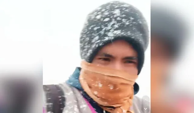  El censista caminaba por unos cerros de Carabaya y de pronto empezó a caer la nieve. Foto: composición LR/ TikTok / @juantorreblancayu   