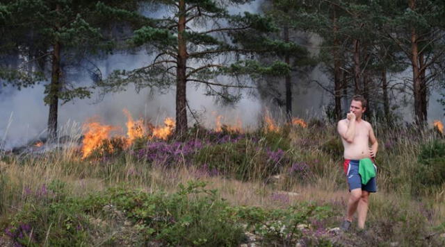 Incendio forestal en A Pobra do Brolló, Lugo, Cáceres Incendio forestal en A Pobra do Brolló, Lugo, Cáceres