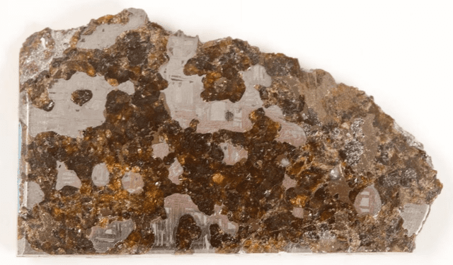  Este material híbrido desafía las reglas convencionales de flujo de calor, revolucionando potencialmente la gestión del calor en industrias como la siderúrgica y la aeroespacial. Foto: piemags/IMAGO    