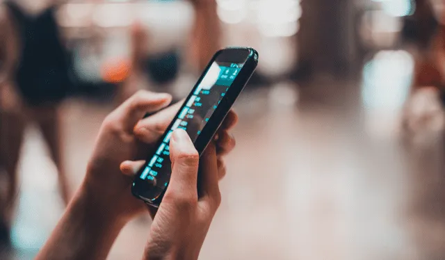  Personalízalo utilizando imágenes creadas con inteligencia artificial. Foto: Composición LR<br><br>    