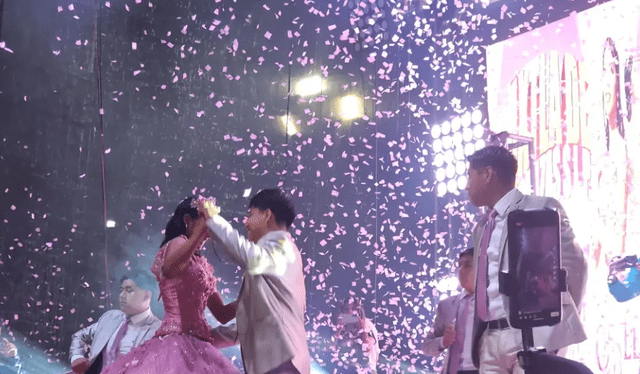 XV años de Isela Analy Santiago Morales. Fuente: Difusión XV años de Isela Analy Santiago Morales. Fuente: Difusión