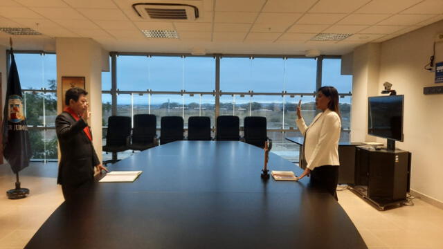 Li Córdova destacó la importancia de trabajar con transparencia y responsabilidad en el ejercicio de sus funciones judiciales. Fuente: Difusión.   