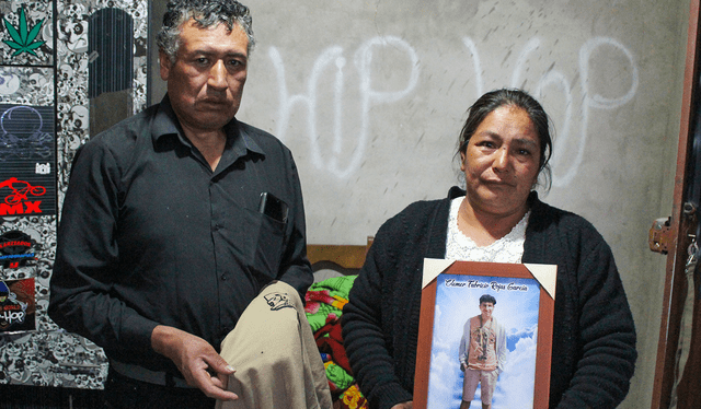A más de dos años del asesinato de Clemer Rojas, sus padres continúan buscando justicia. Foto: Adrián Sarria, La República A más de dos años del asesinato de Clemer Rojas, sus padres continúan buscando justicia. Foto: Adrián Sarria, La República