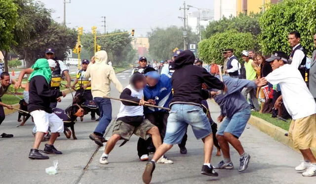 Informe Técnico de INEI 2025 indica que el 7.3% de adolescentes dejaron sus colegios para dedicarse a trabajar. Foto: Perú Bicentenario.   