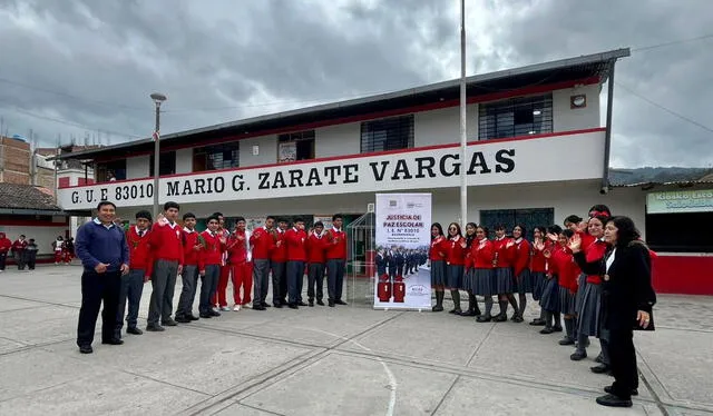 Los jueces de paz escolares destacan como modelos a seguir en la educación ambiental del Perú. Fuente: Difusión. Los jueces de paz escolares destacan como modelos a seguir en la educación ambiental del Perú. Fuente: Difusión.