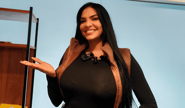 La comediante también se refiere al cambio de figuras en ‘Humor recargado’ y aclara que no ha enfrentado conflictos en su trabajo ni problemas de pagos. Foto: Sandy Carrión Cruz/La República   
