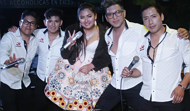 Muñequita Milly y los músicos. Foto: difusión/Full Ritmo   