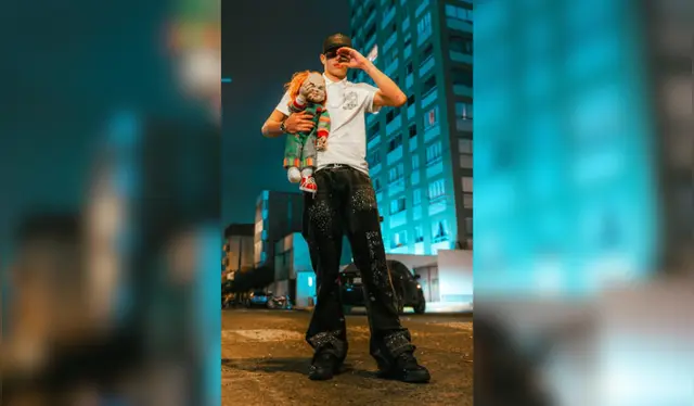 Franco Danós junto al muñeco que formaba parte de su identidad artística Franco Danós junto al muñeco que formaba parte de su identidad artística